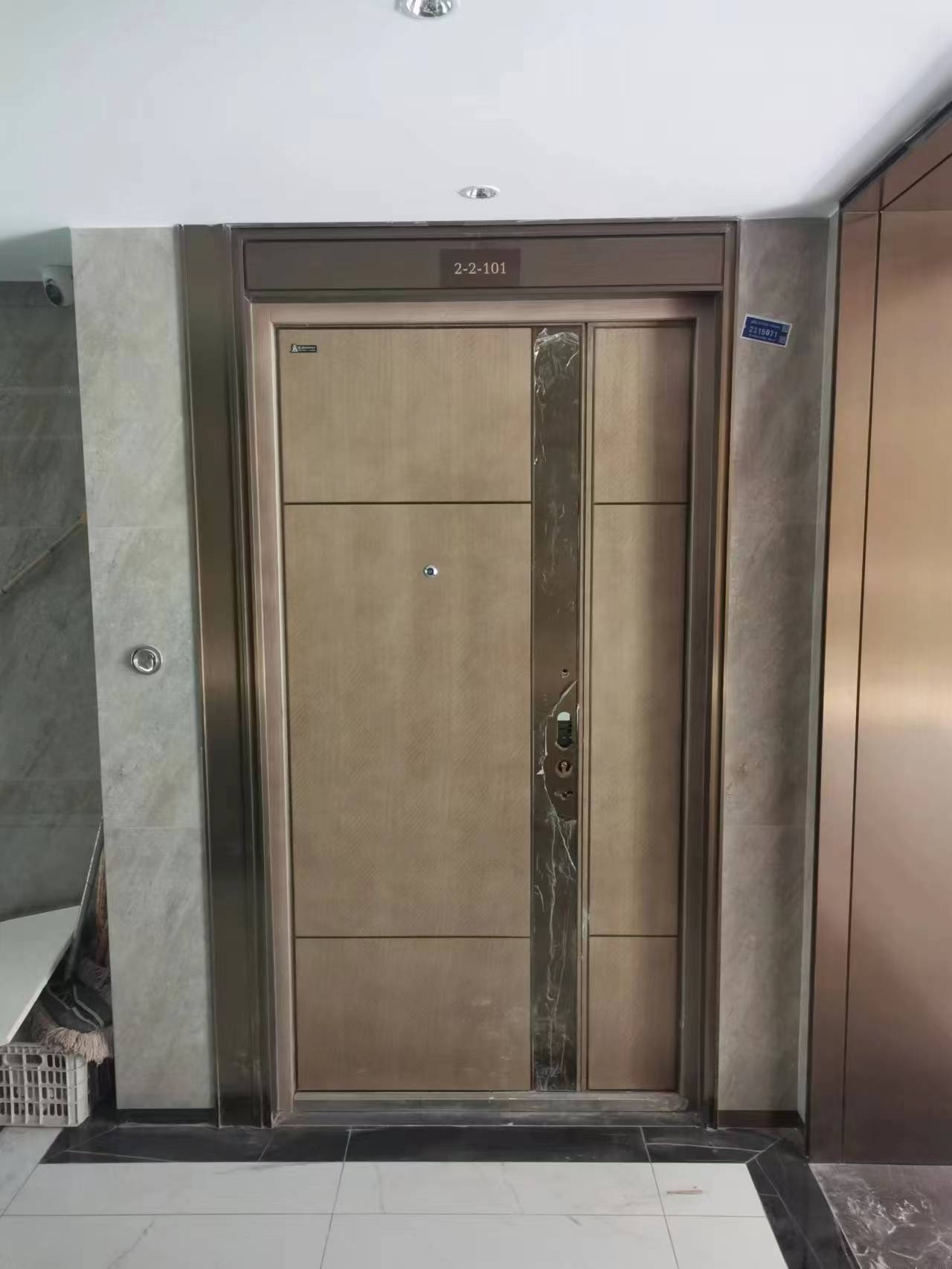 临沂电梯门套上门安装